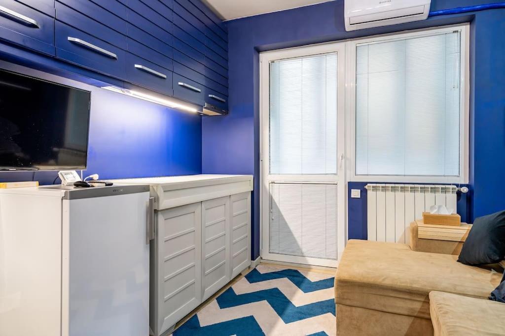 Modern - Central Apartment Bucureşti Ngoại thất bức ảnh